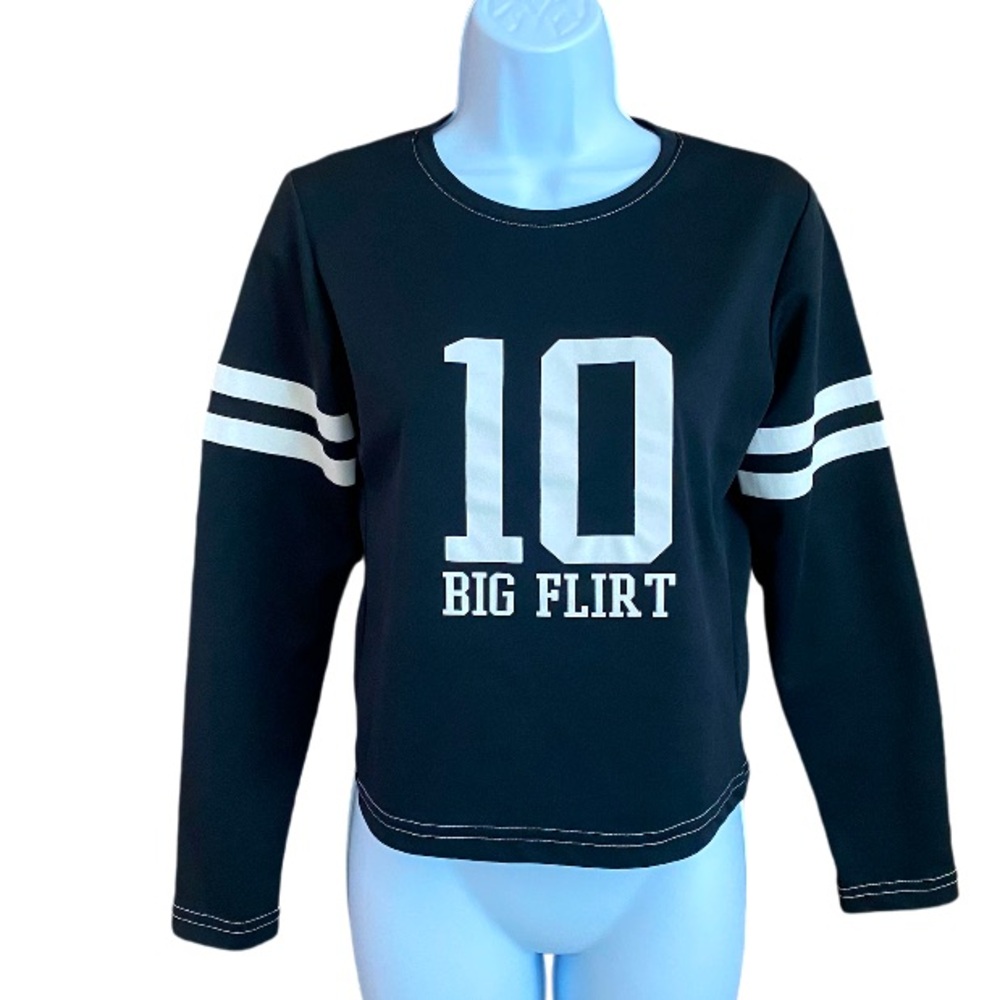 Vintage Big Flirt 10 Black and White Long Sleeve Top Size Medium, 100% Polyester